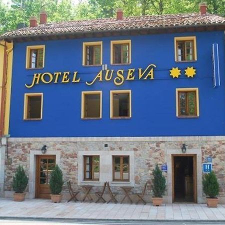 Auseva Hotel โกบาดองกา ภายนอก รูปภาพ